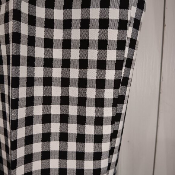 Talbots Pre-Owned Black and Ivory Hampshire Ankle Pants Size 4 Petite - Picture 6 of 13